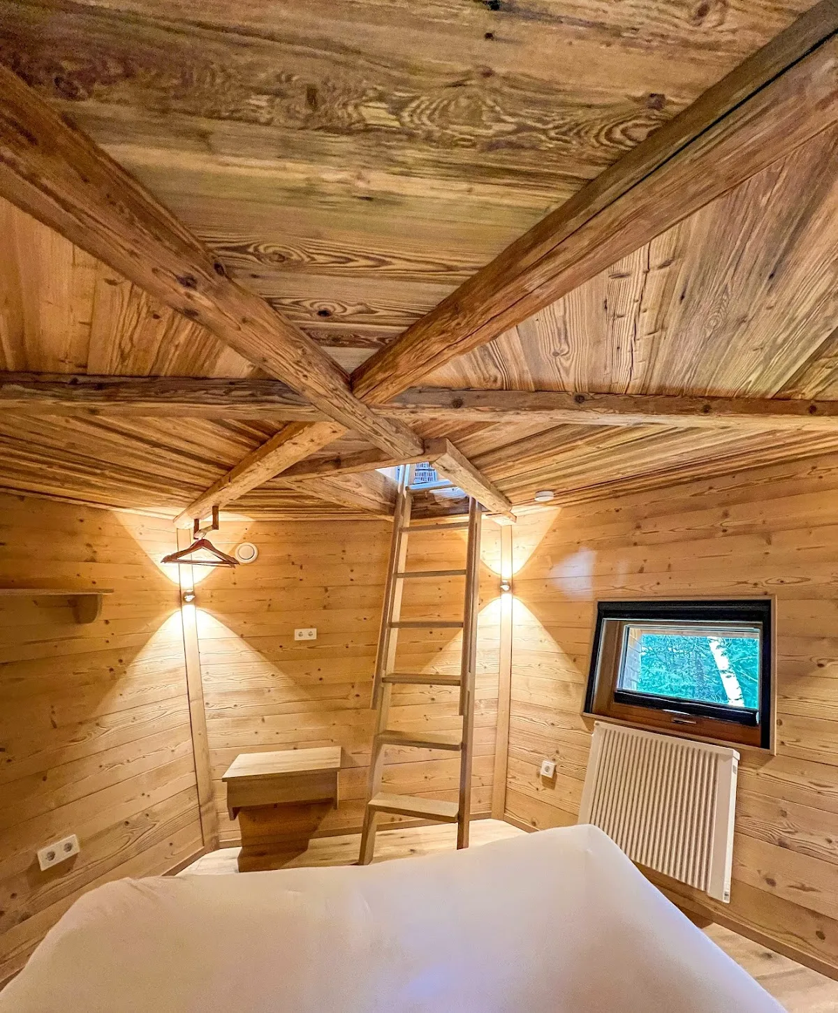 Cliff ledge portaledge with 300m drop and Alpine panorama at Höllschlucht